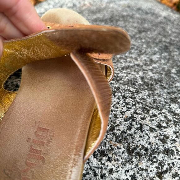 Algeria Embroidered Flowers Boho Style Wedge Sandals - Picture 10 of 11